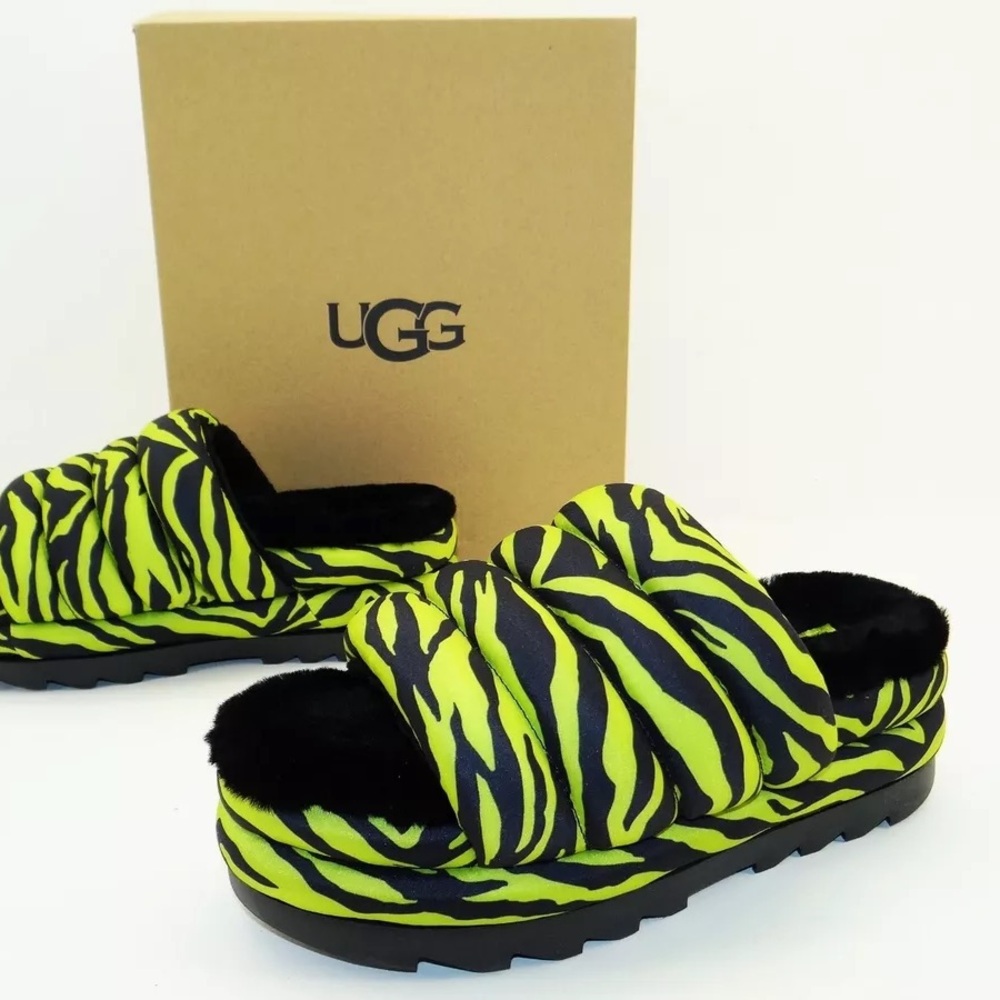 Ugg - Maxi Slide Tiger Print In Key Lime - image 1